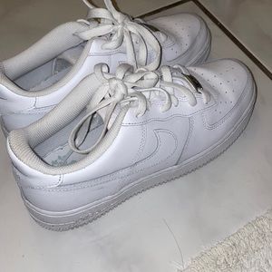 Air Force 1s size 6.5 youth women’s 8